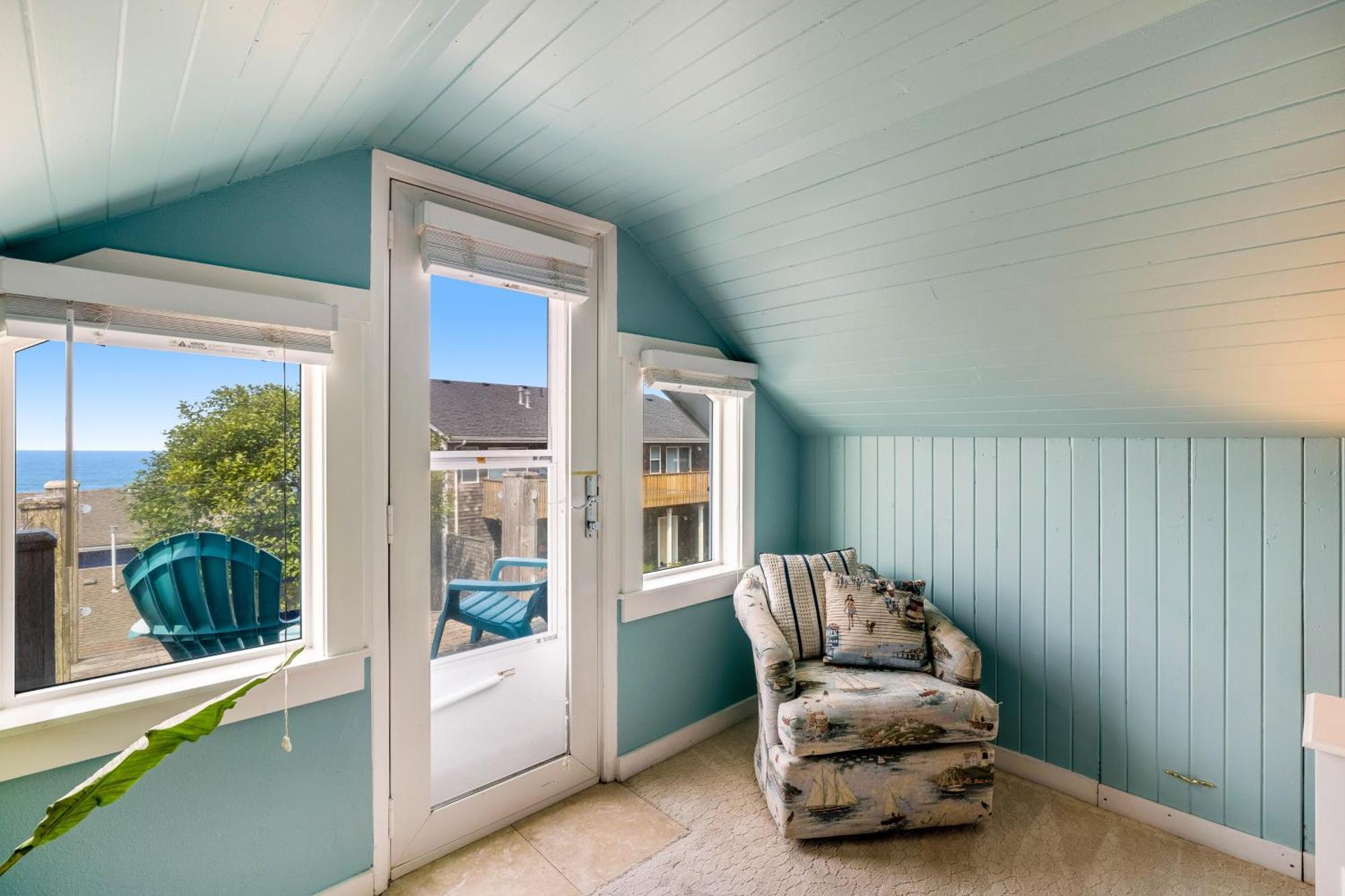 Captain'S Quarters And Cabins Depoe Bay Habitación foto